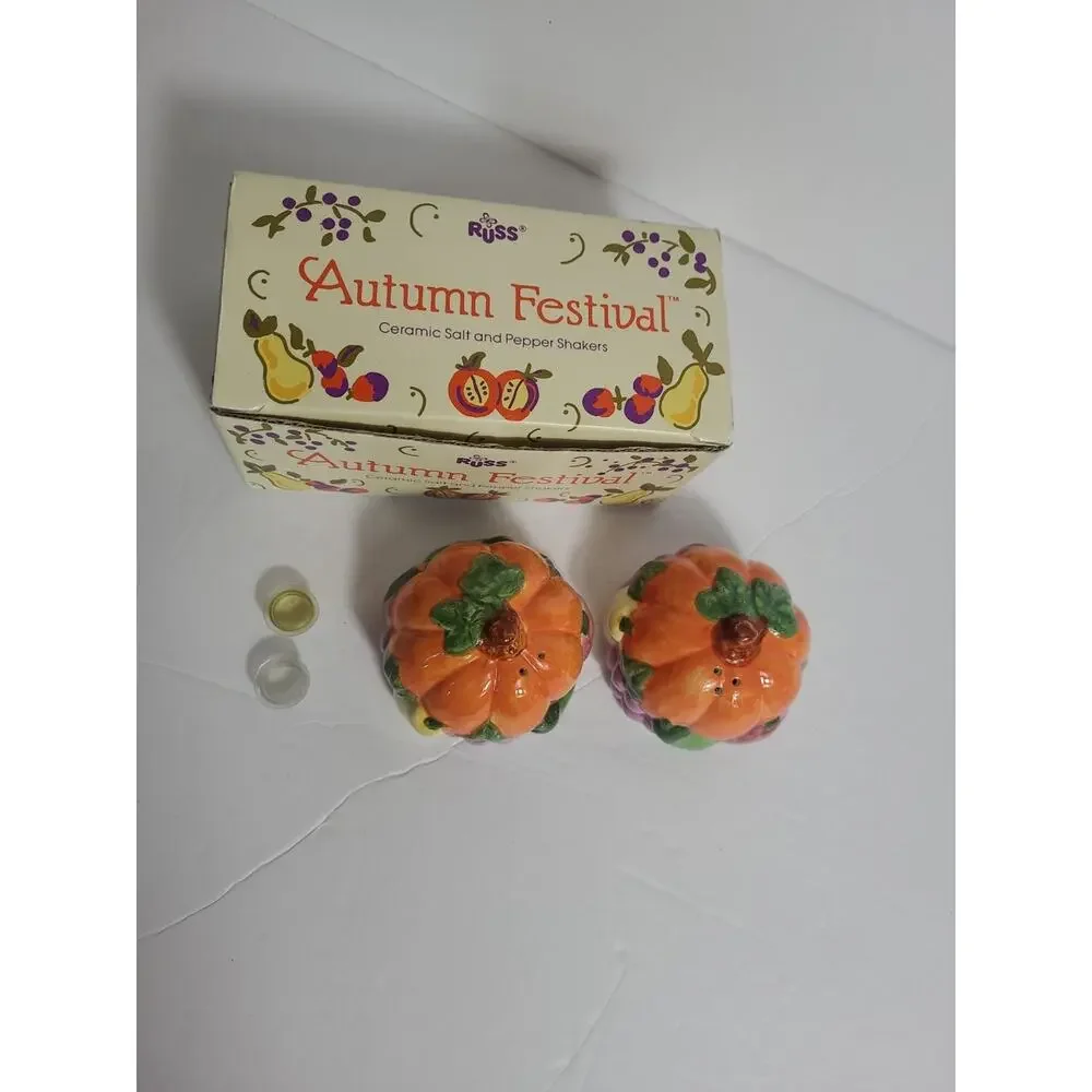Vintage Russ Autumn Festival Pumpkin Salt & Pepper Shaker Hand Painted w/Org Box